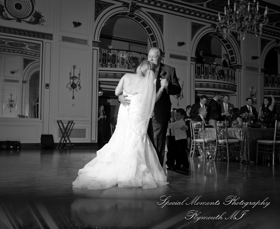 Colony Club Detroit MI wedding photograph