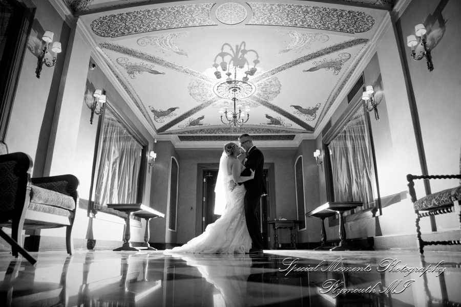 Colony Club Detroit MI wedding photograph