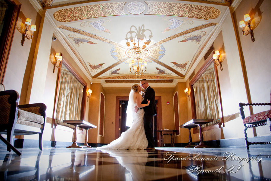 Colony Club Detroit MI wedding photograph