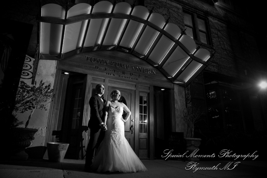 Town Pump Detroit MI wedding photograph