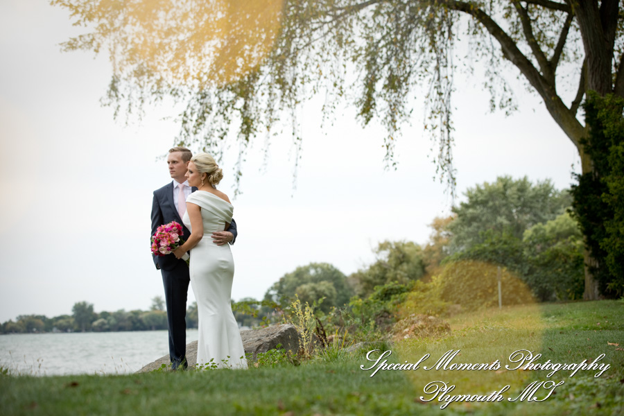 Amanda & Greg at Edsel & Eleanor Ford Gate House Grosse Pointe Shores MI wedding photography