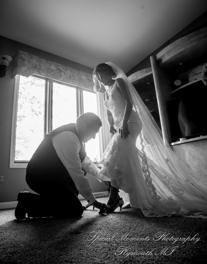 Janelle & Jay at St. Kieran Catholic Church Shelby Twp. MI wedding photograph