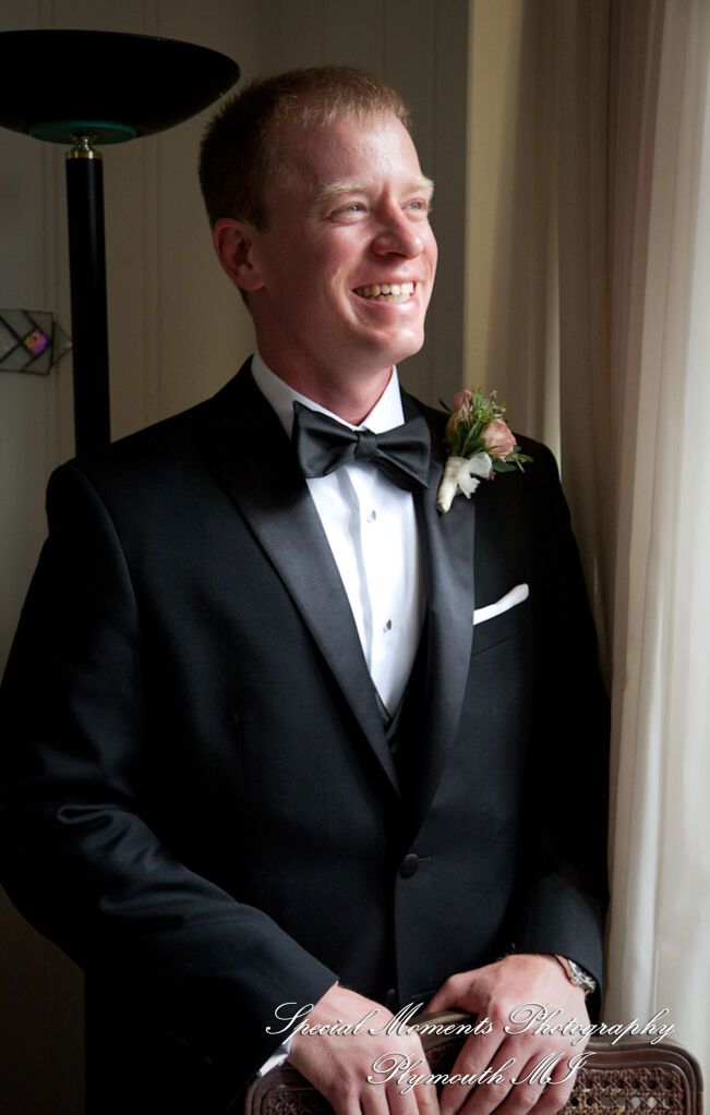 Elizabeth & Scott at First Congregational Church Ann Arbor MI wedding photography