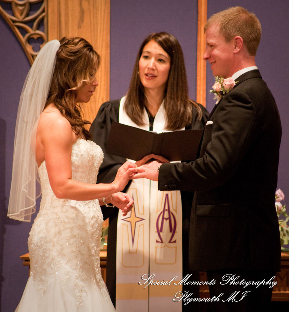 Elizabeth & Scott at First Congregational Church Ann Arbor MI wedding photography