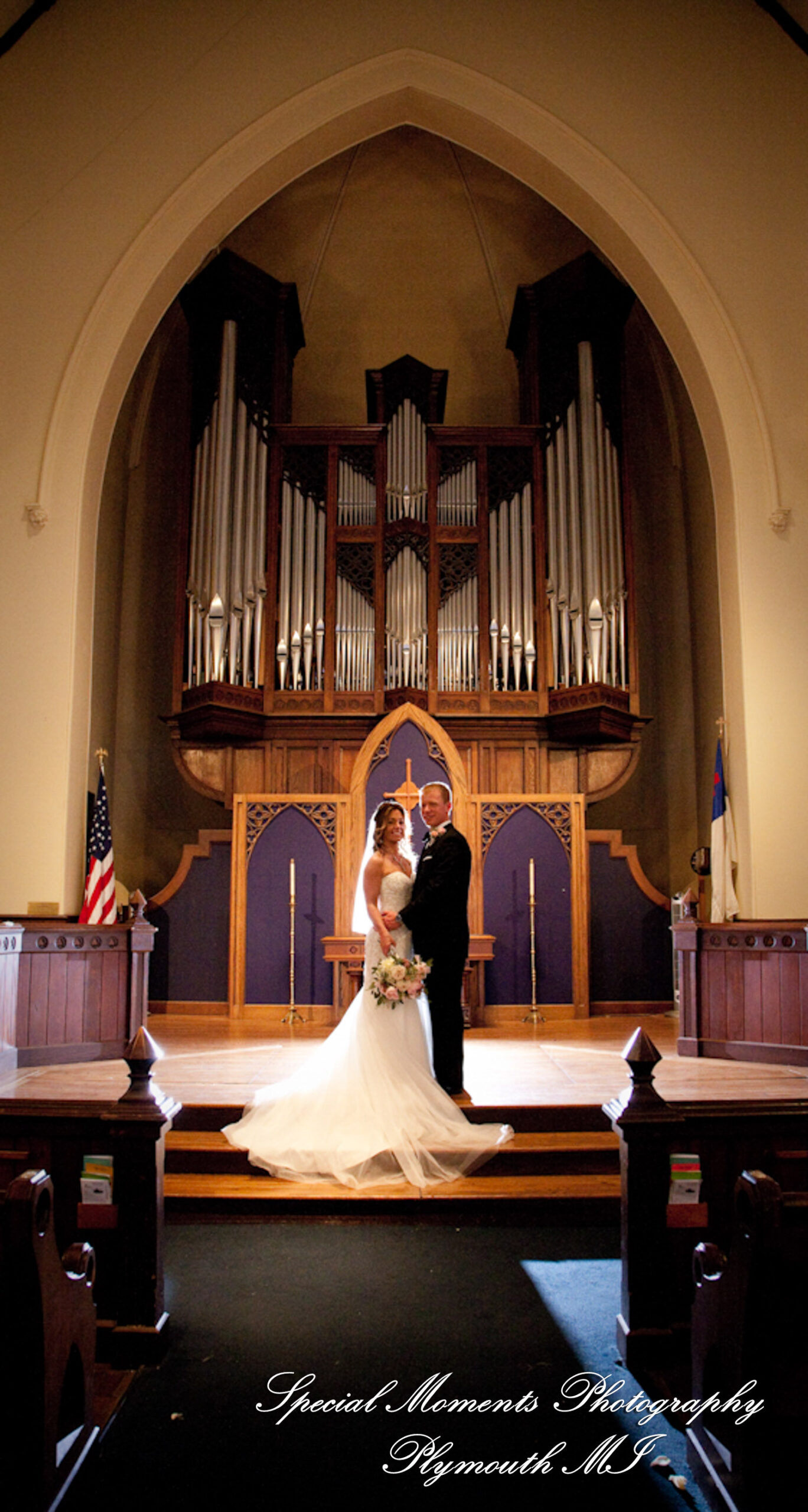 Elizabeth & Scott at First Congregational Church Ann Arbor MI wedding photography