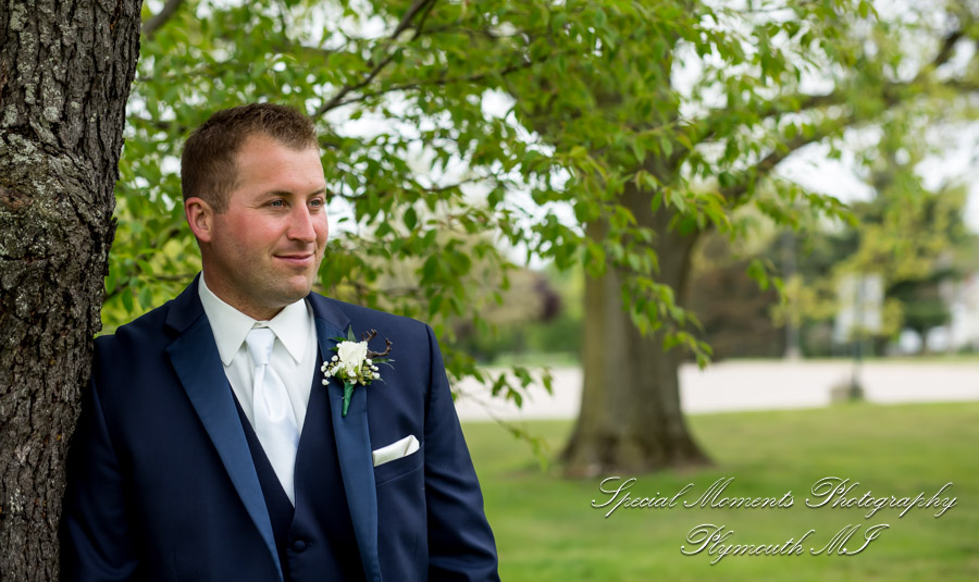 Janelle & Jay at St. Kieran Catholic Church Shelby Twp. MI wedding photograph