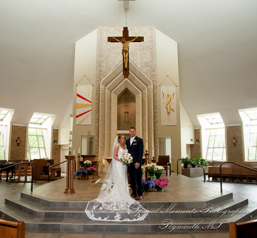 Janelle & Jay at St. Kieran Catholic Church Shelby Twp. MI wedding photograph