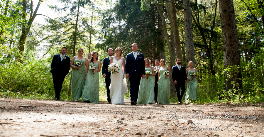 Janelle & Jay at Indianwood Golf & Country Club Lake Orion MI wedding photograph
