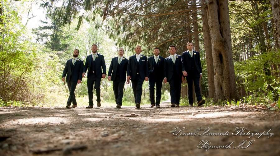 Janelle & Jay at Indianwood Golf & Country Club Lake Orion MI wedding photograph
