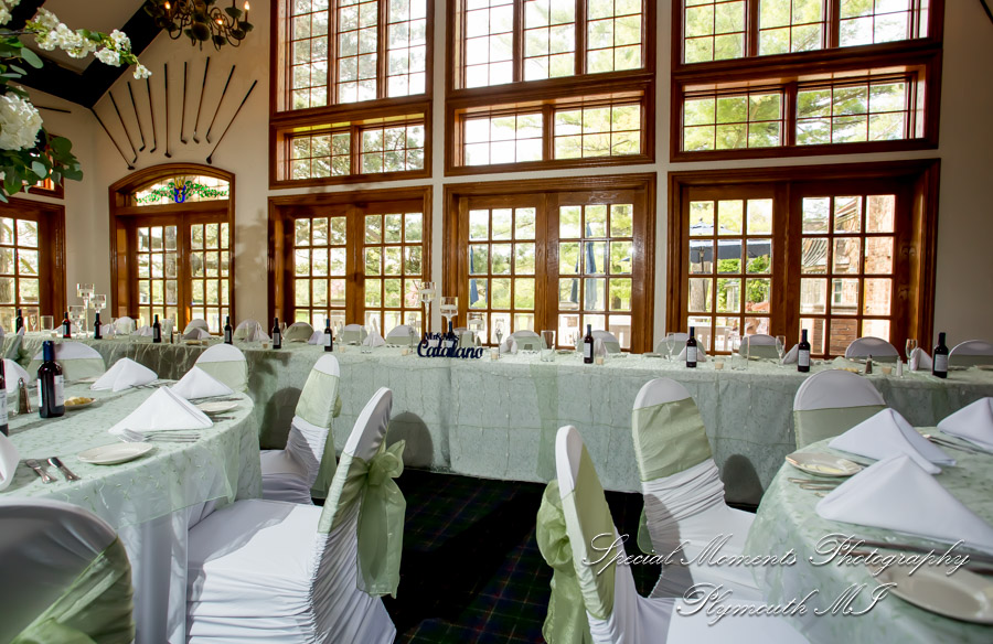 Janelle & Jay at Indianwood Golf & Country Club Lake Orion MI wedding photograph