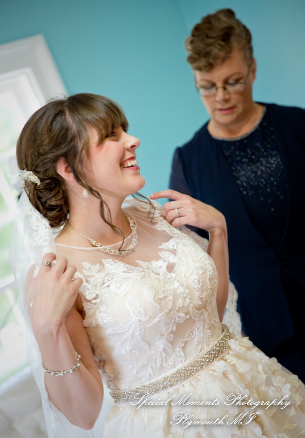Janine & Yogi at Canterbury Castle Chapel Lake Orion MI wedding photography