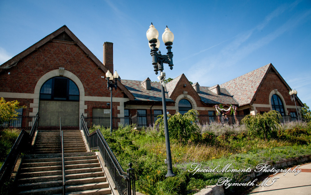 Eliza & Troy at Chateau On The River Trenton MI wedding photography