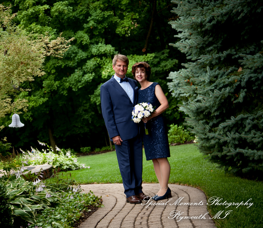 Dawn & Jeff at a backyard Micro wedding in MI wedding photography