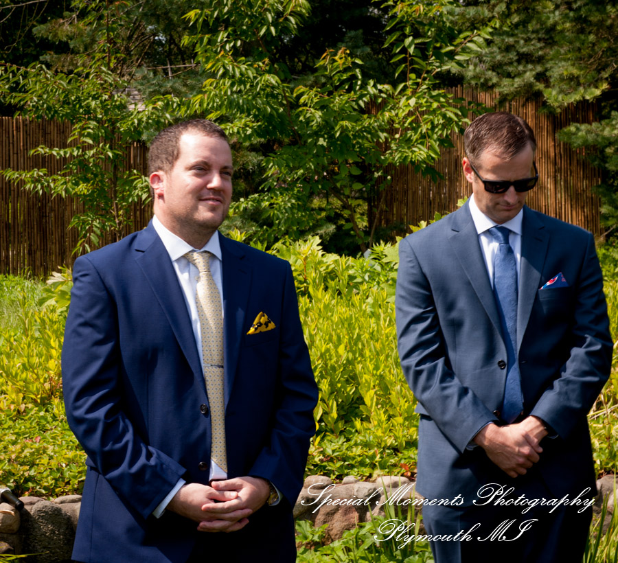 Jamie & Craig at Matthaei Botanical Gardens Ann Arbor MI wedding photography