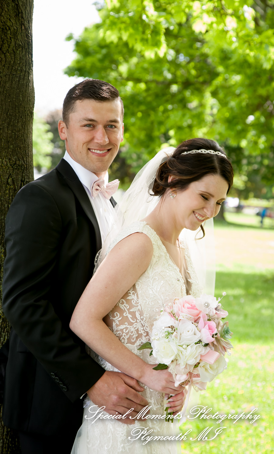 Reagan & Logan at Bentley Banquet Center Wyandotte MI wedding photography