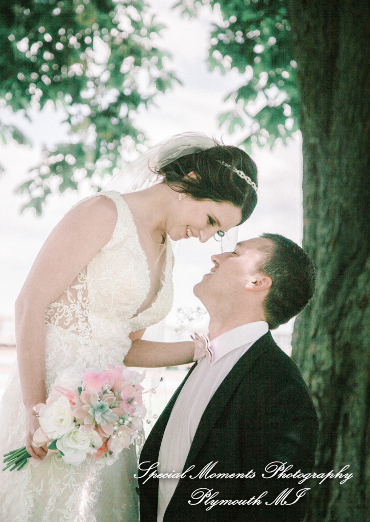 Reagan & Logan at Bentley Banquet Center Wyandotte MI wedding photography