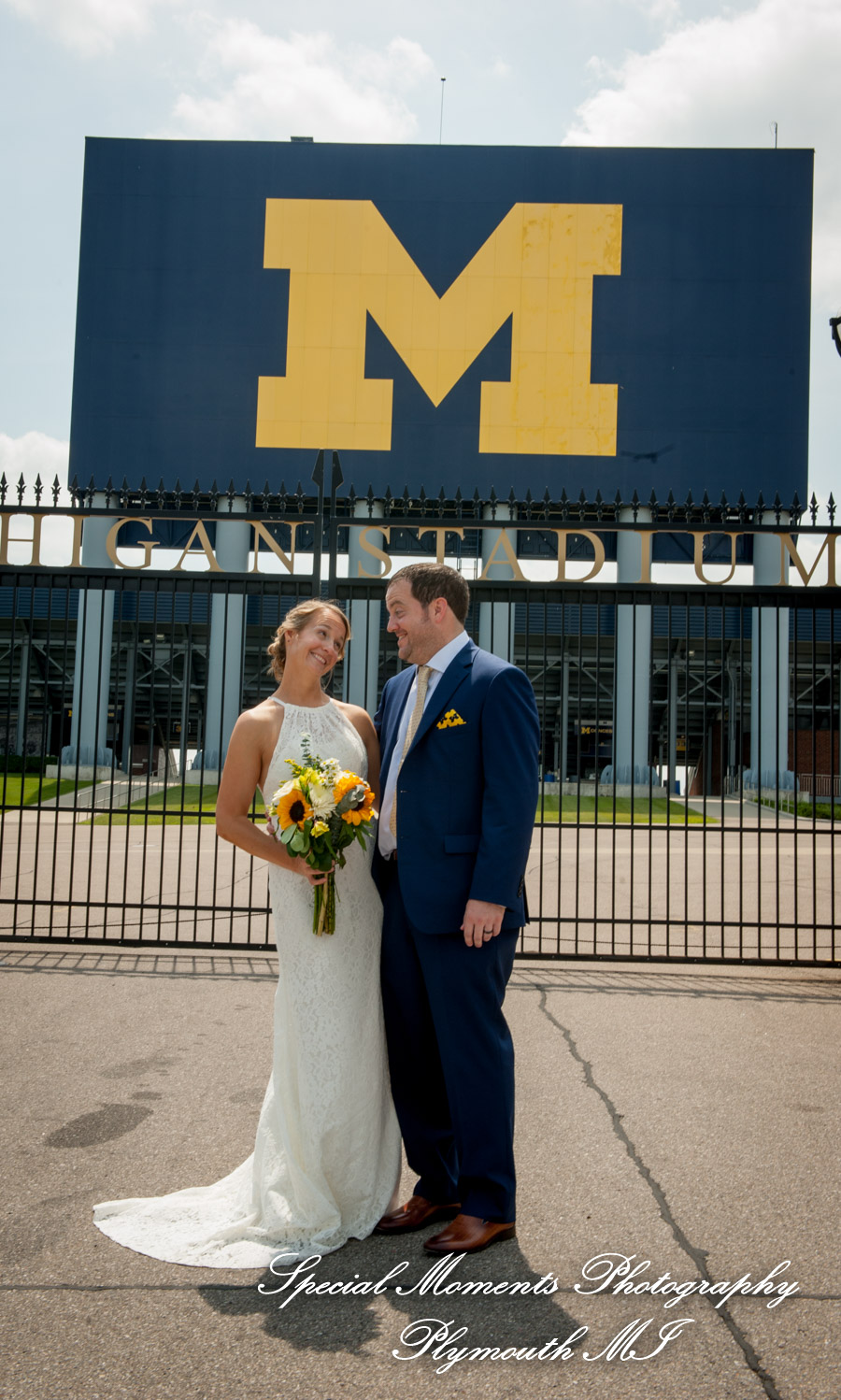 Jamie & Craig at Matthaei Botanical Gardens Ann Arbor MI wedding photography