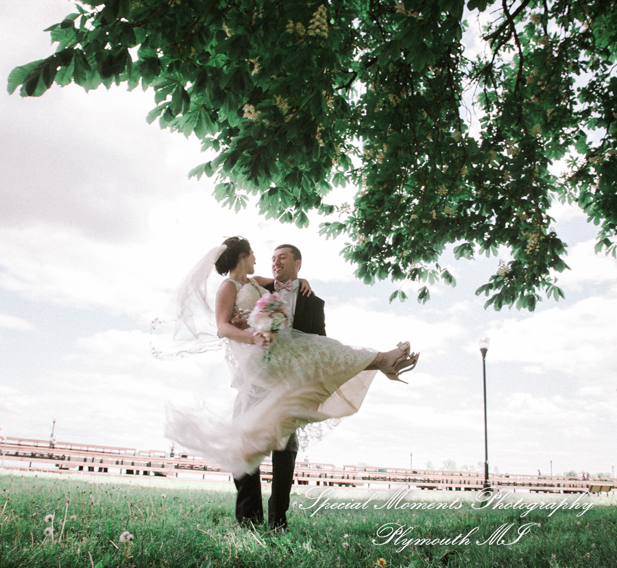 Reagan & Logan at Bentley Banquet Center Wyandotte MI wedding photography