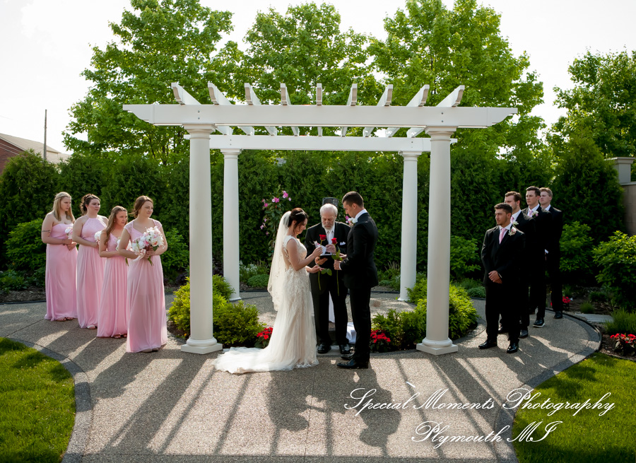 Reagan & Logan at Bentley Banquet Center Wyandotte MI wedding photography