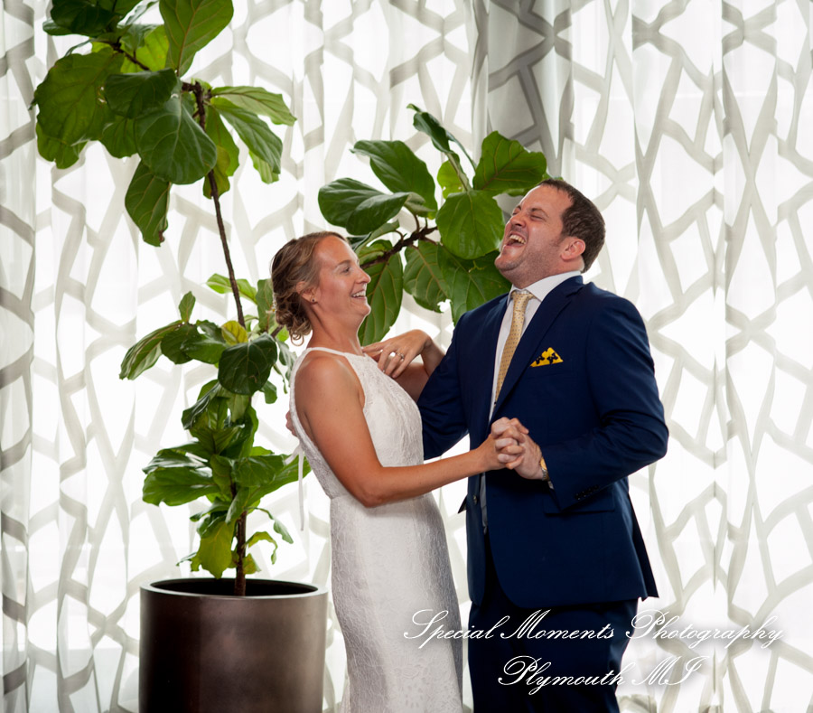 Jamie & Craig at Zingerman Grayline Ann Arbor MI wedding photography