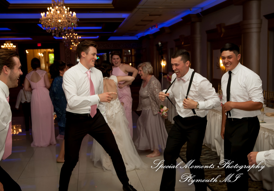 Reagan & Logan at Bentley Banquet Center Wyandotte MI wedding photography