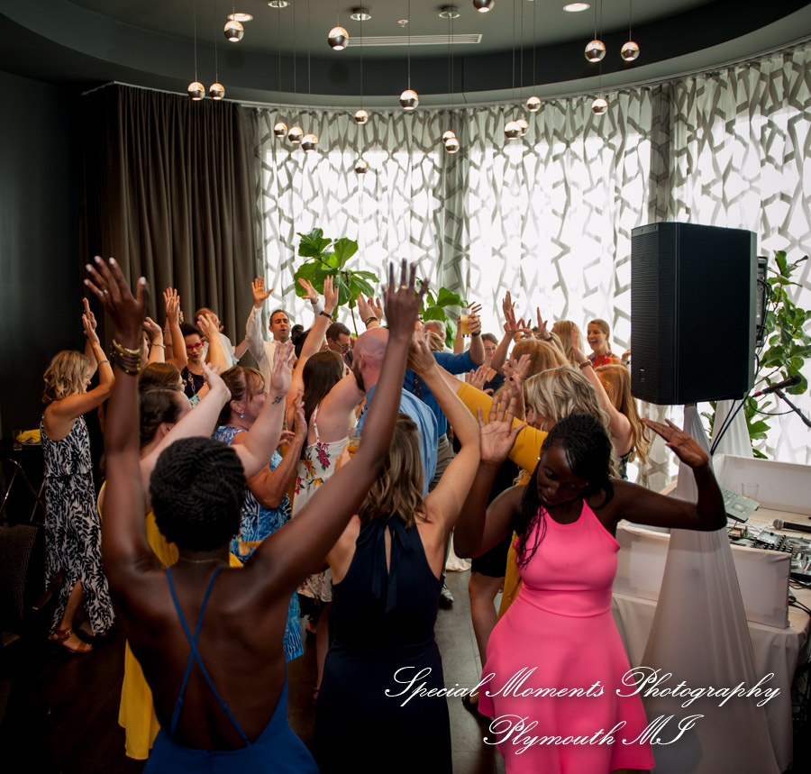 Jamie & Craig at Zingerman Grayline Ann Arbor MI wedding photography