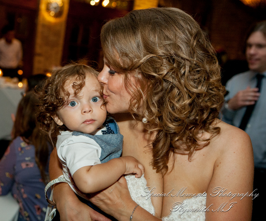 Sara & Harold at Cafe Cortina Farmington Hills MI wedding photography