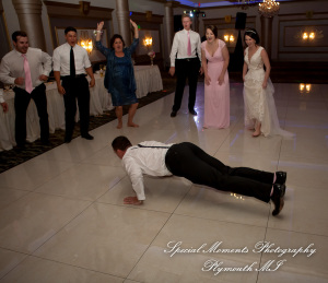 Reagan & Logan at Bentley Banquet Center Wyandotte MI wedding photography
