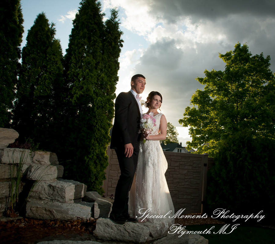 Reagan & Logan at Bentley Banquet Center Wyandotte MI wedding photography