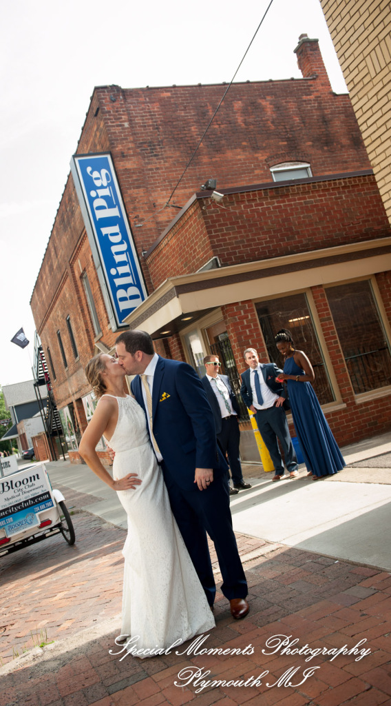 Jamie & Craig at Zingerman Grayline Ann Arbor MI wedding photography