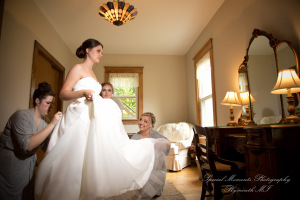 Laura & Chris at Wellers East Garden Saline MI wedding photography