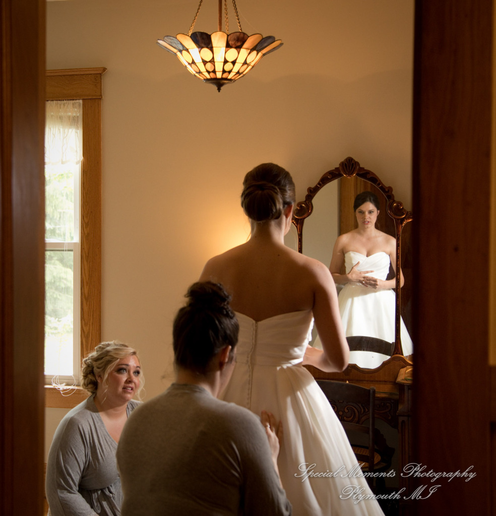 Laura & Chris at Wellers East Garden Saline MI wedding photography