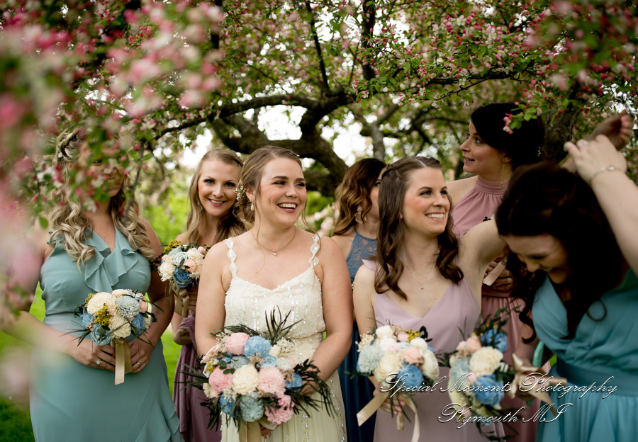 Lauren & Gabriel at Wellers Saline MI wedding photography