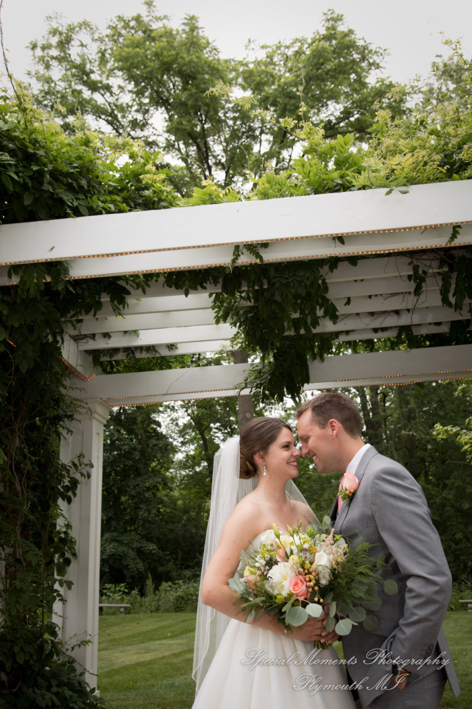 Laura & Chris at Wellers East Garden Saline MI wedding photography
