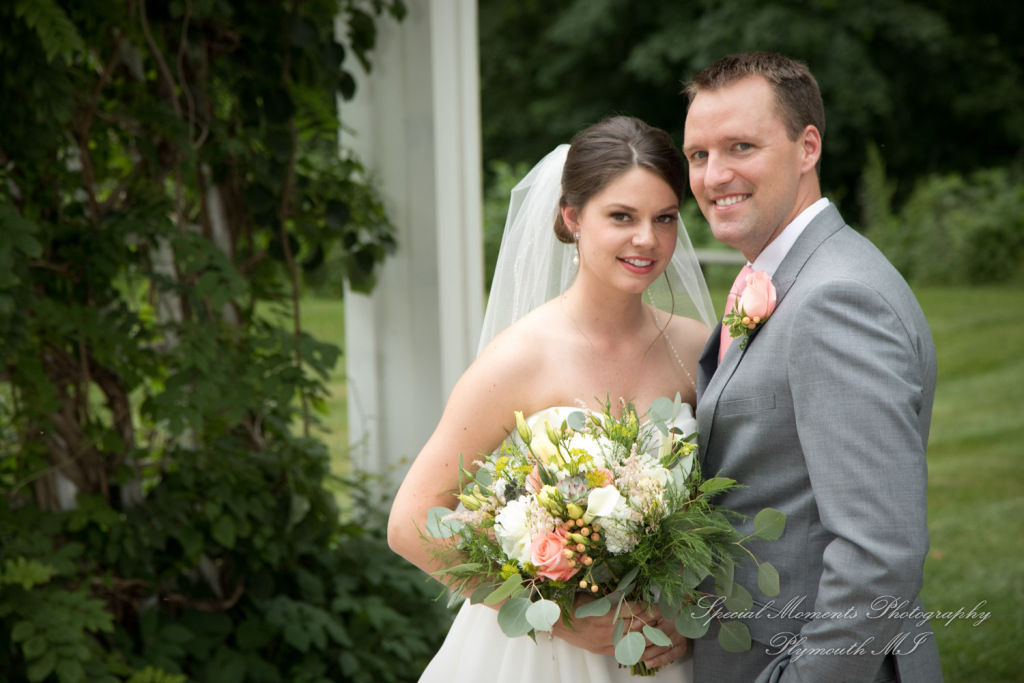 Laura & Chris at Wellers East Garden Saline MI wedding photography