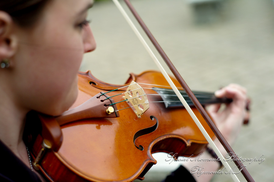 Lauren & Gabriel at Wellers Saline MI wedding photography