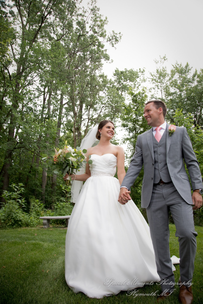 Laura & Chris at Wellers East Garden Saline MI wedding photography