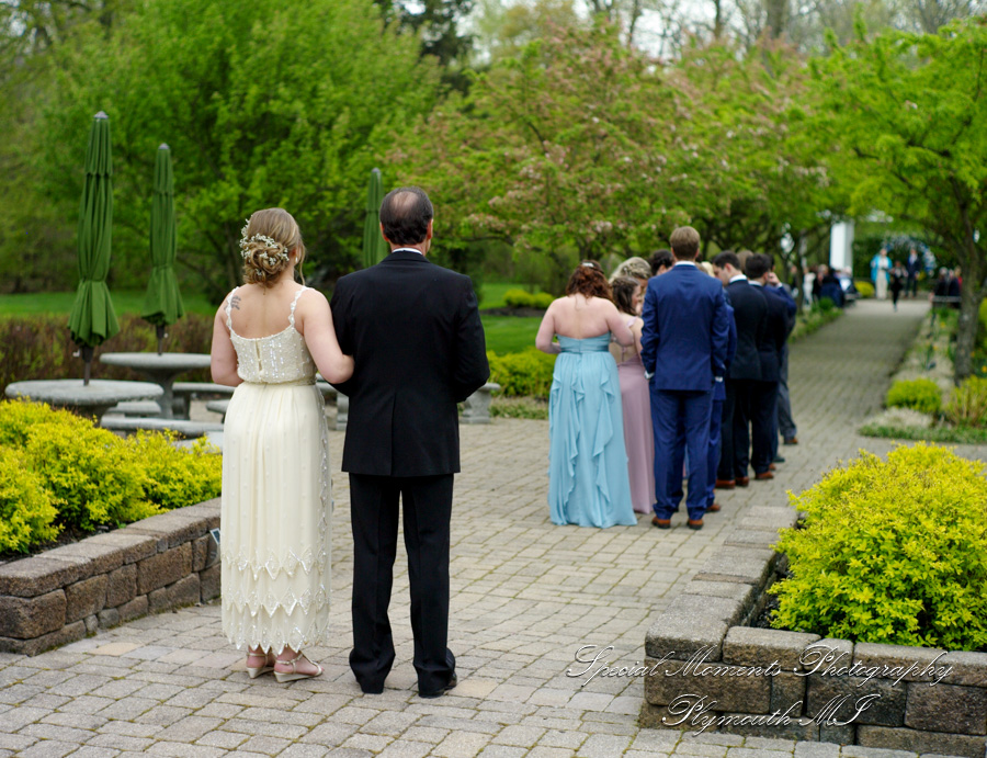 Lauren & Gabriel at Wellers Saline MI wedding photography