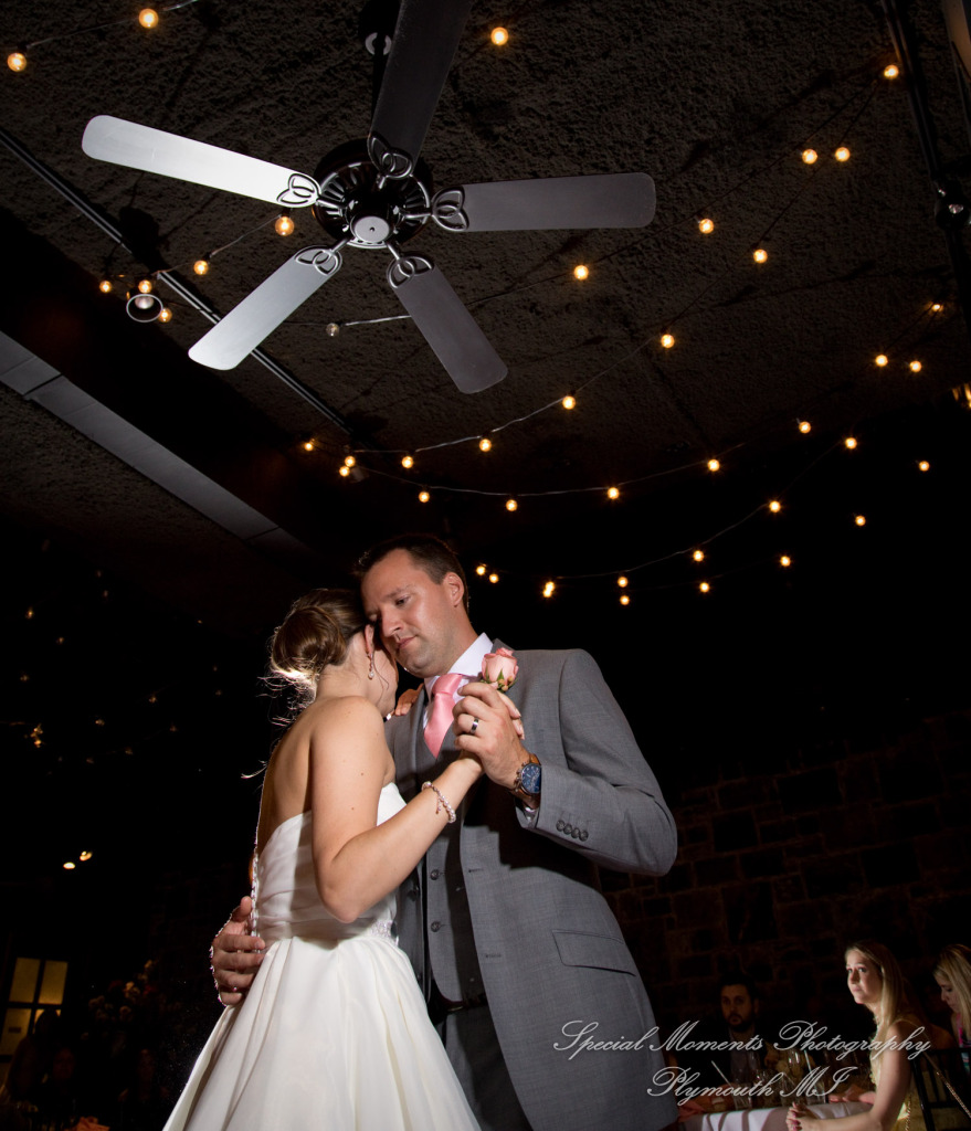 Laura & Chris at Wellers East Garden Saline MI wedding photography