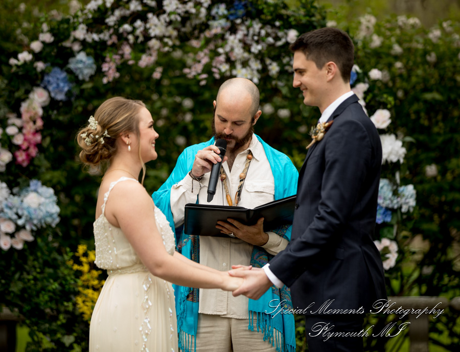 Lauren & Gabriel at Wellers Saline MI wedding photography