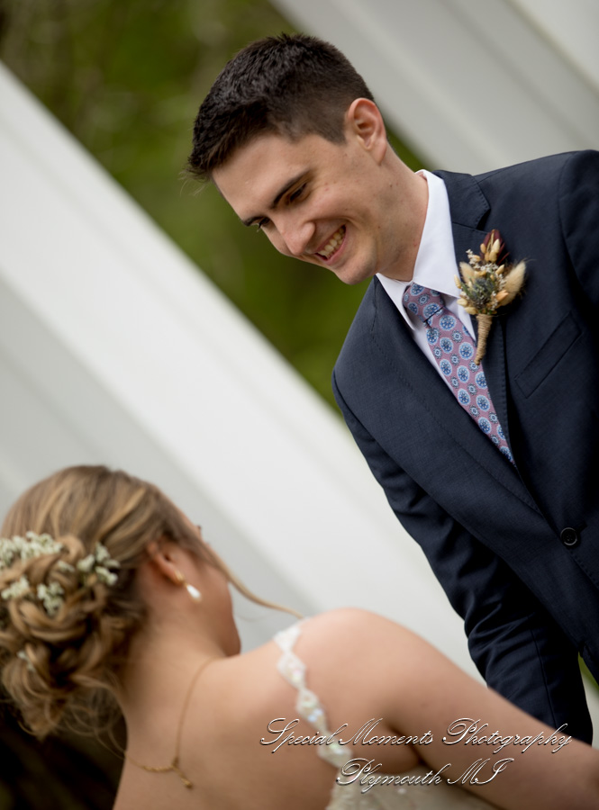 Lauren & Gabriel at Wellers Saline MI wedding photography