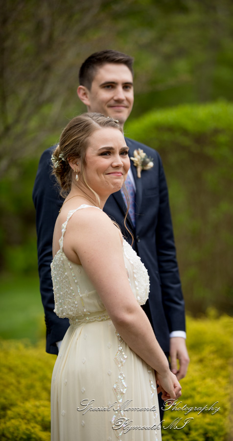 Lauren & Gabriel at Wellers Saline MI wedding photography