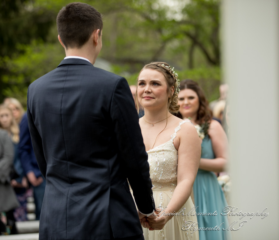 Lauren & Gabriel at Wellers Saline MI wedding photography