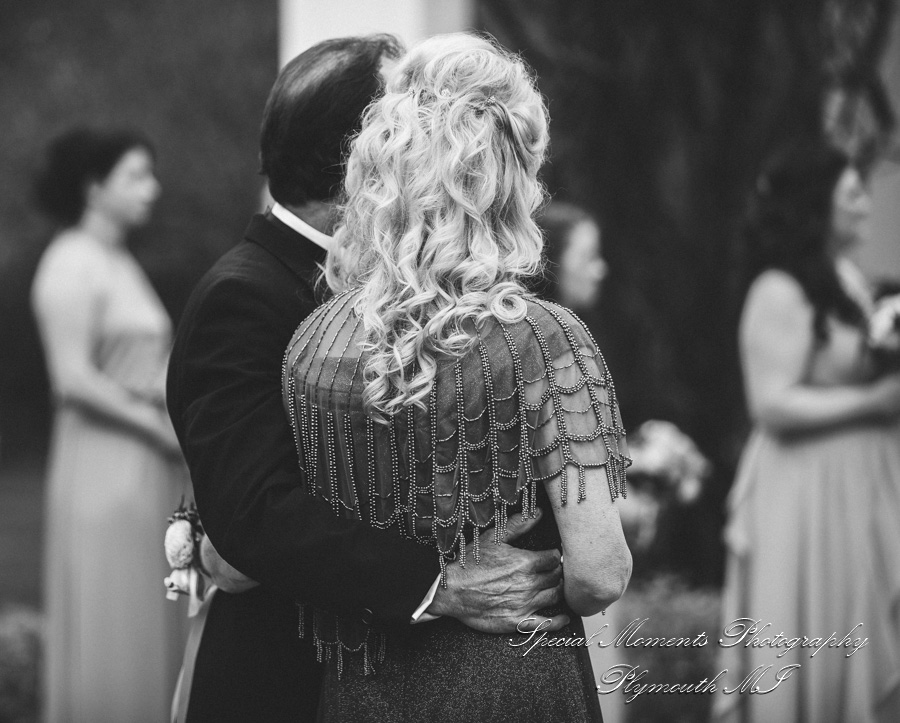 Lauren & Gabriel at Wellers Saline MI wedding photography