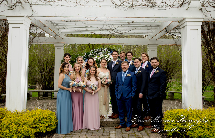 Lauren & Gabriel at Wellers Saline MI wedding photography