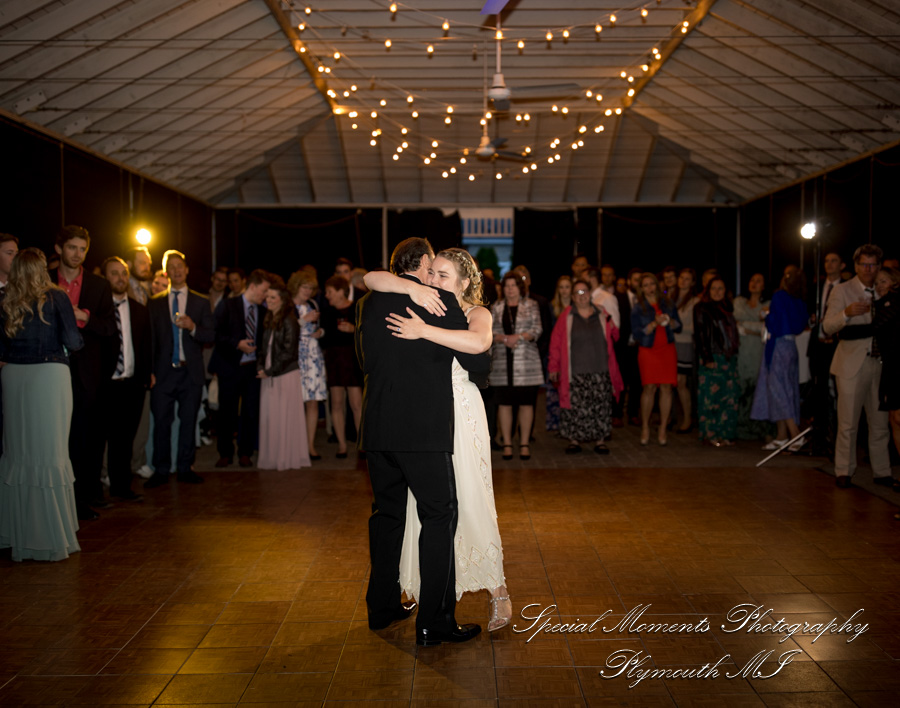 Lauren & Gabriel at Wellers Saline MI wedding photography