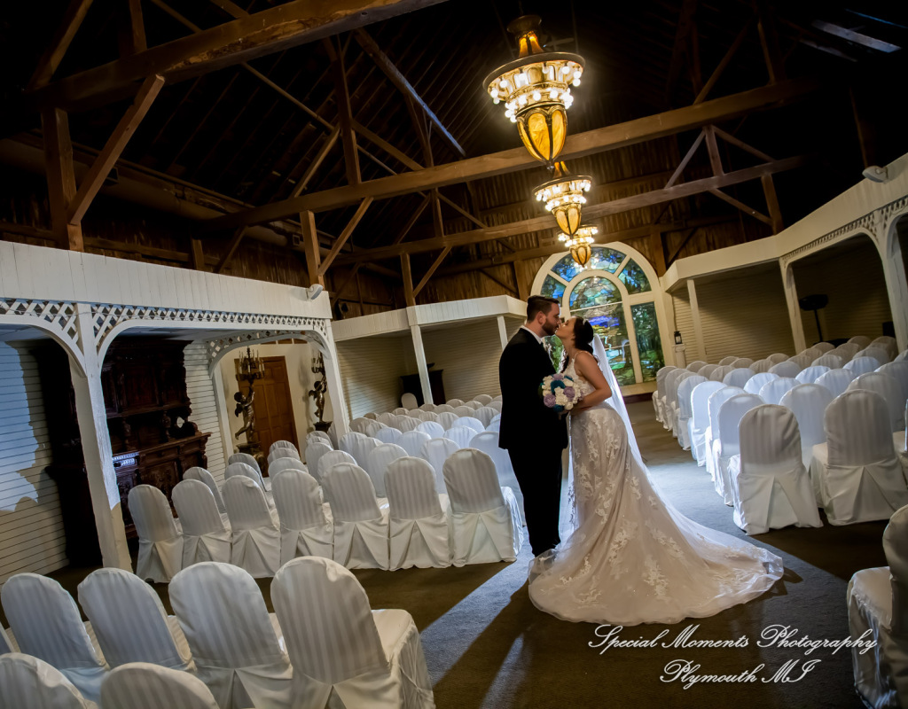 Brittany & Christian at Canterbury Castle Lake Orion M wedding photography