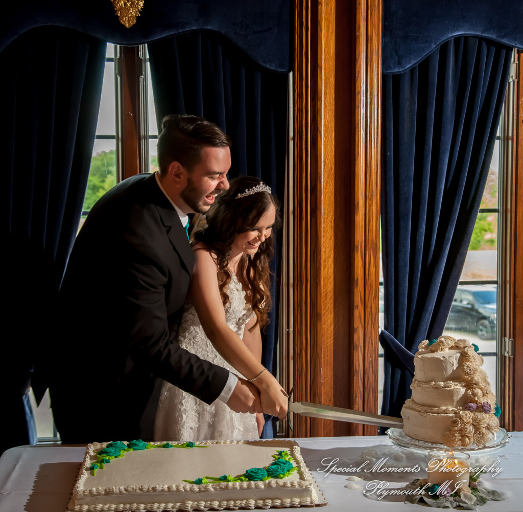 Brittany & Christian at Canterbury Castle Lake Orion M wedding photography