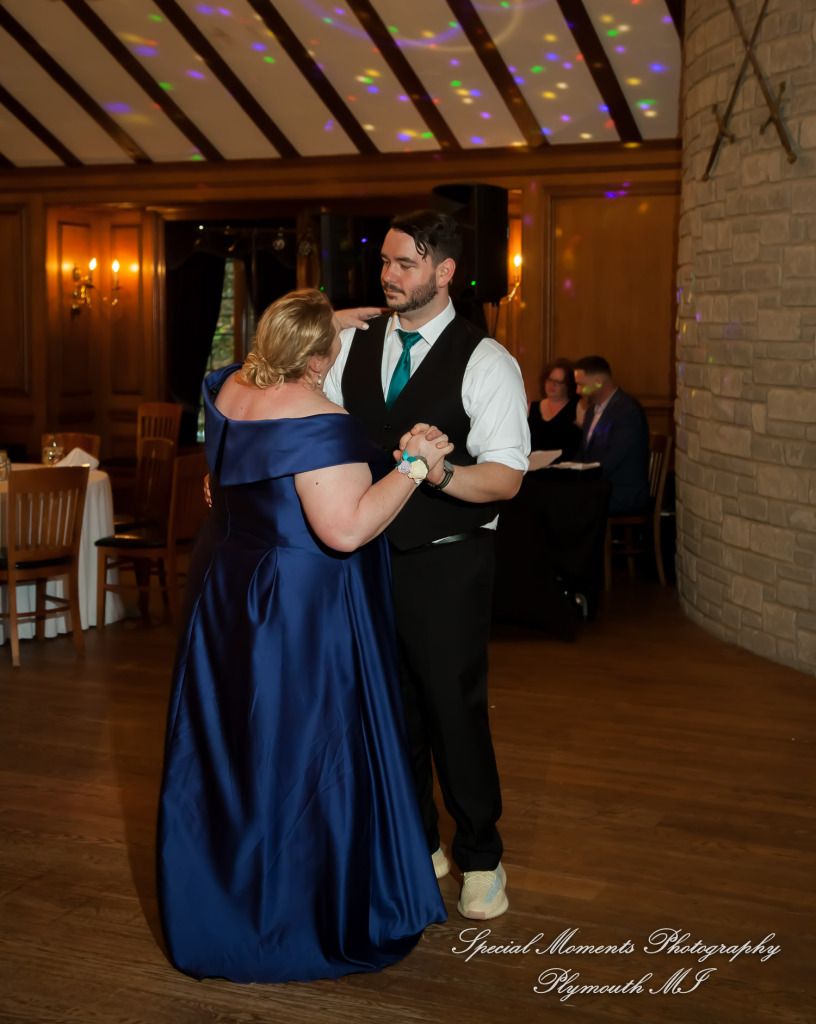 Brittany & Christian at Canterbury Castle Lake Orion M wedding photography