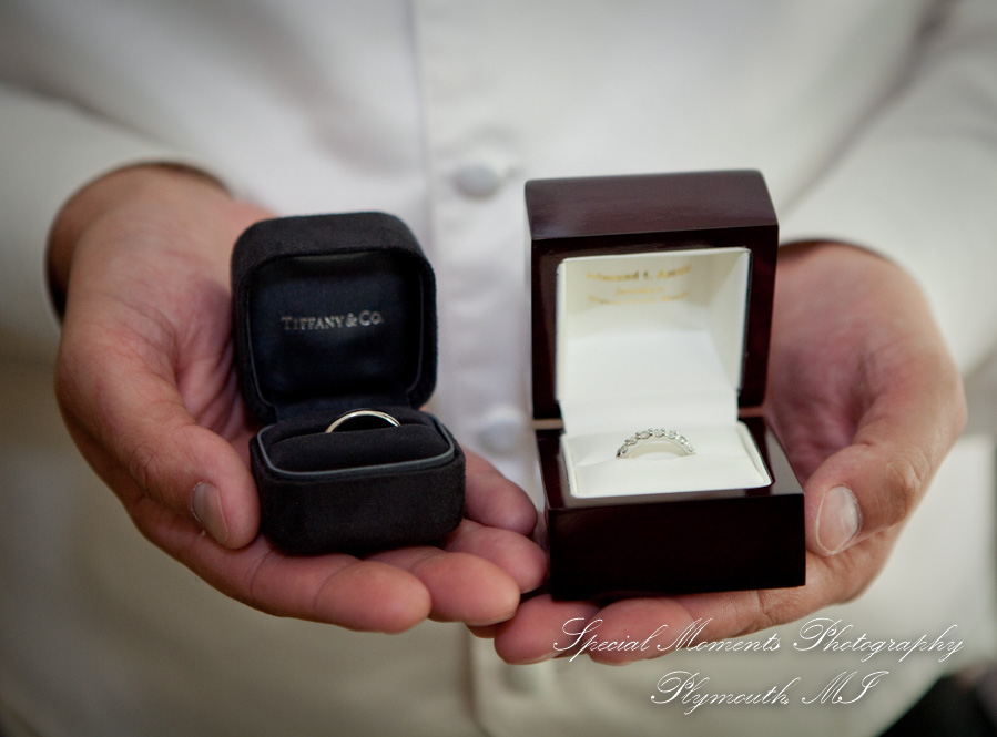 Heidi & Doug at Blossom Heath St. Clair Shores MI wedding photography